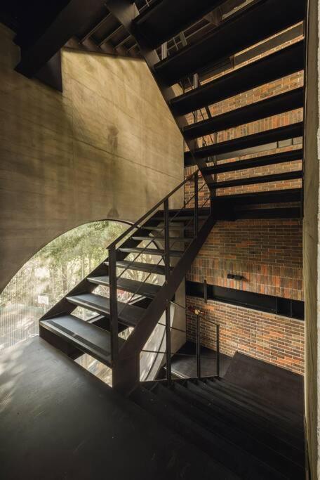 Hotel Meridiano Lofts メデジン エクステリア 写真